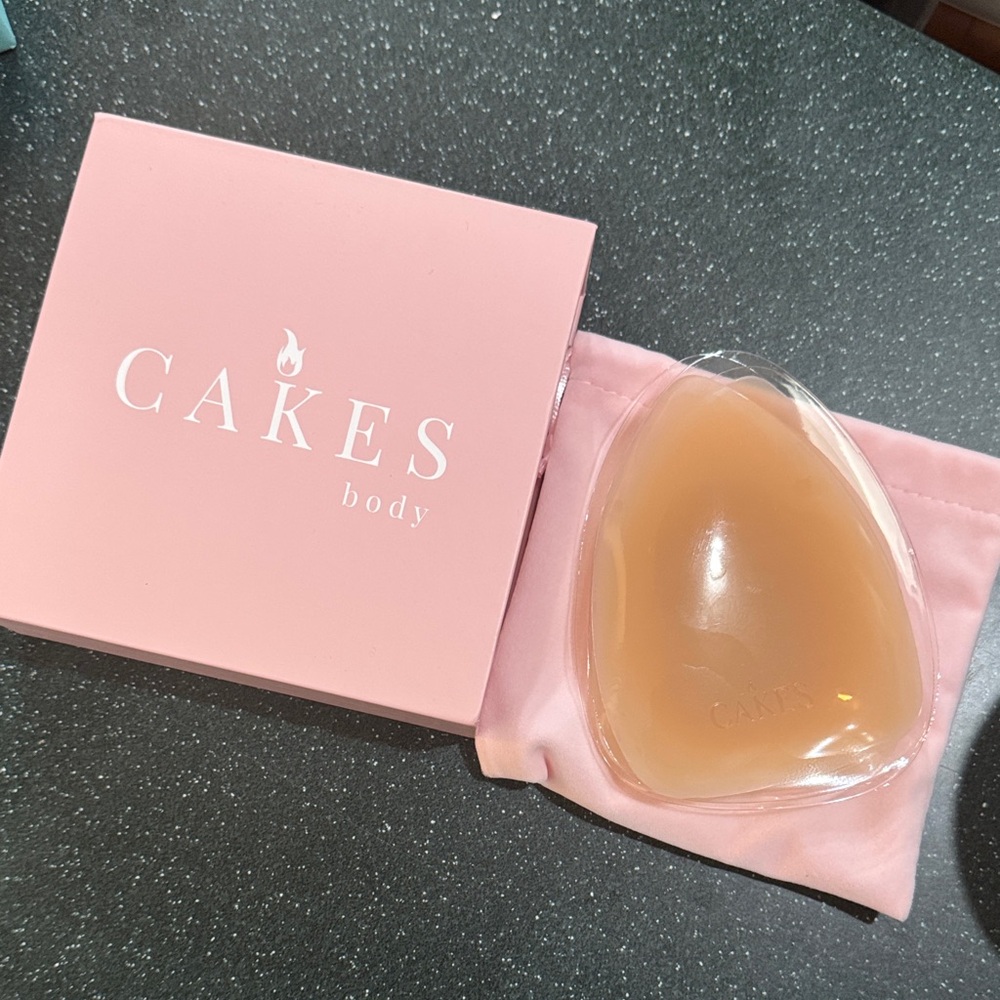 Cakes Triangles B-DD Honey